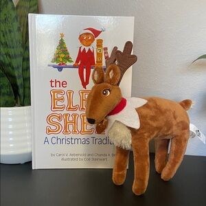 The Elf on the Shelf: Elf Pets: Reindeer and An Elf on the Shelf Book